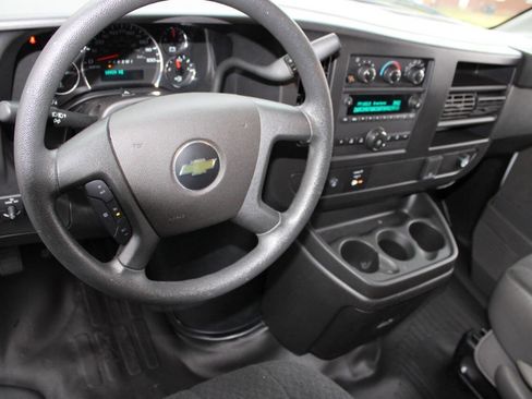 Used 2024 Chevrolet Express 2500 w/ Driver Convenience Package RWD image 8