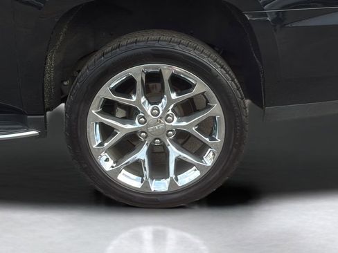 Used 2018 GMC Yukon XL SLT image 13