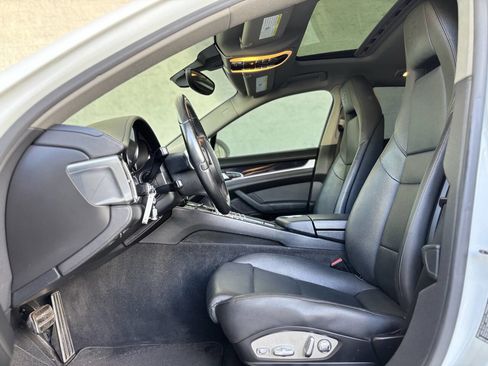 Used 2013 Porsche Panamera RWD image 15