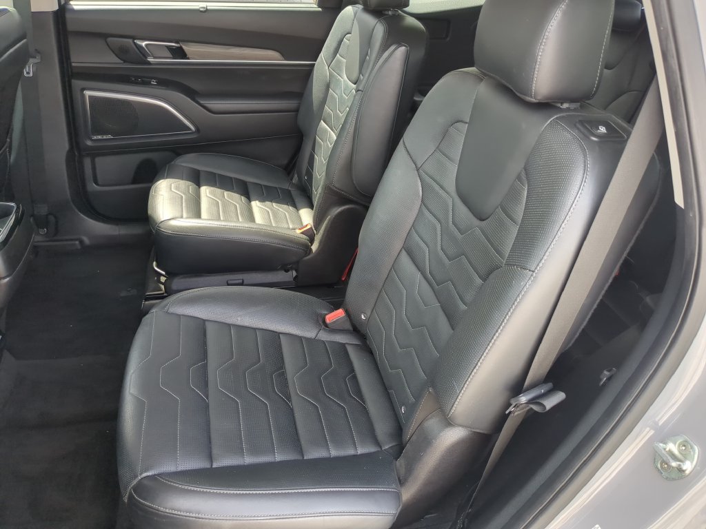 Used 2021 Kia Telluride SX w/ SX Prestige Package AWD/4WD image 17