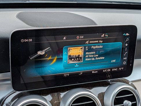 Used 2019 Mercedes-Benz C 300 Sedan image 18