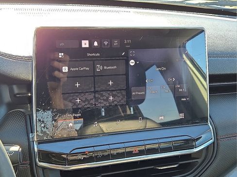 Used 2022 Jeep Compass Trailhawk image 27