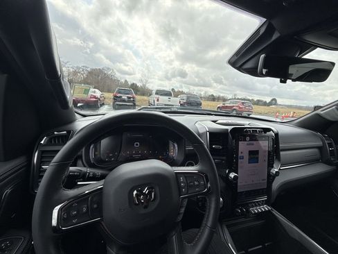 Used 2024 RAM 1500 Limited image 16