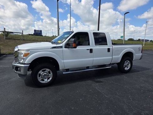 Used 2015 Ford F250 XLT w/ XLT Value Package AWD/4WD image 9