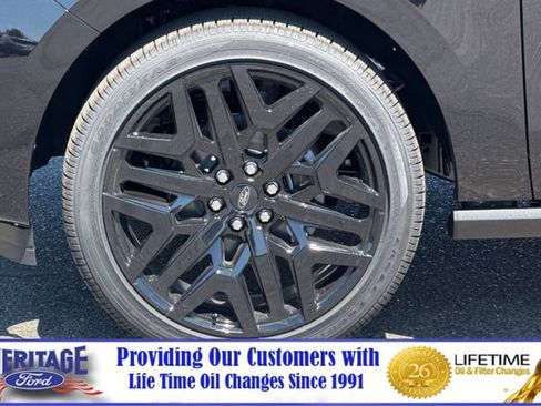 New 2026 Ford Expedition Platinum w/ Stealth Performance Package AWD/4WD image 27