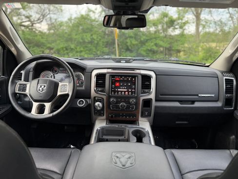 Used 2016 RAM 1500 Laramie w/ Convenience Group AWD/4WD image 23