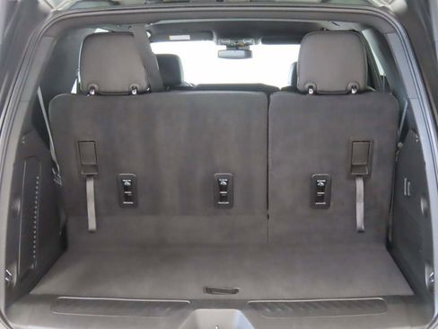 Certified 2024 Chevrolet Tahoe LT AWD/4WD image 17