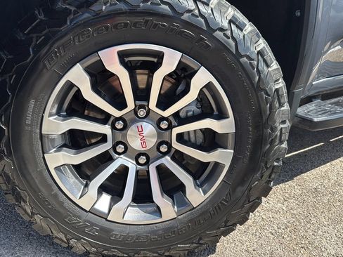 Used 2021 GMC Sierra 1500 AT4 AWD/4WD image 26