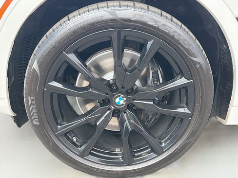Used 2024 BMW X7 xDrive40i w/ Executive Package AWD/4WD image 33