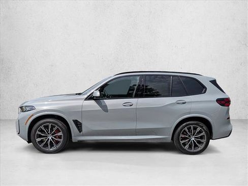 New 2026 BMW X5 xDrive40i w/ M Sport Package AWD/4WD image 5