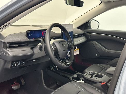 New 2025 Ford Mustang Mach-E Premium image 17