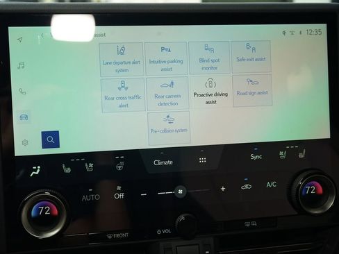 Used 2026 Lexus GX 550 w/ Accessory Package (32) image 9