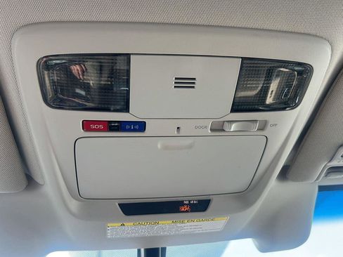 Used 2019 Subaru Outback 2.5i Limited AWD/4WD image 15