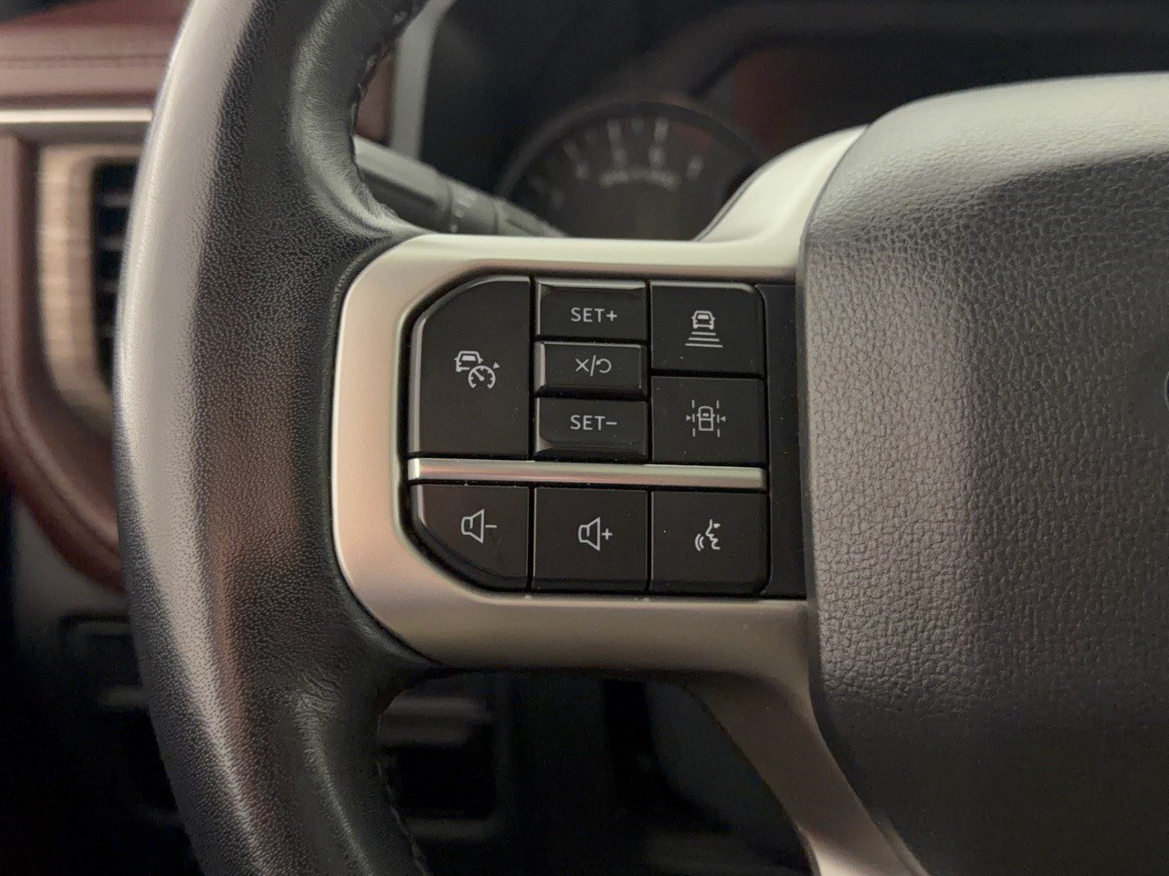 Used 2024 Ford Expedition Max Limited RWD image 18