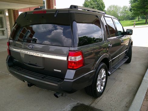 Used 2017 Ford Expedition Limited AWD/4WD image 5