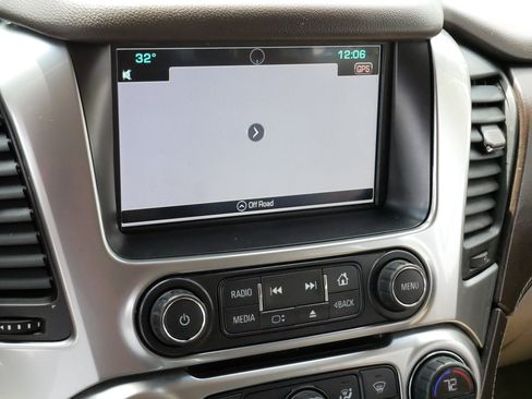 Used 2016 Chevrolet Suburban LTZ AWD/4WD image 22
