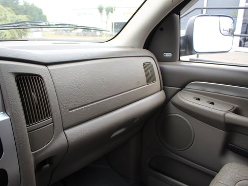 Used 2004 Dodge Ram 1500 Truck SLT w/ Sport Appearance Group AWD/4WD image 35