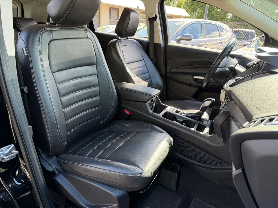 Used 2018 Ford Escape SEL AWD/4WD image 19