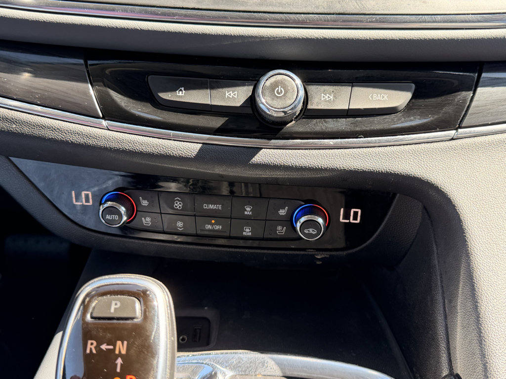 Used 2018 Buick Enclave Premium FWD image 27