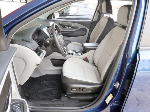 Used 2022 GMC Terrain SLE w/ Driver Convenience Package image 13