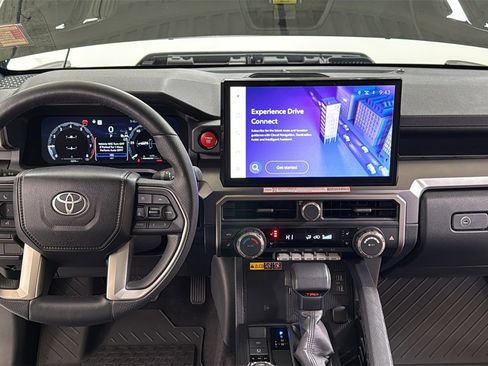 Certified 2025 Toyota 4Runner TRD Off-Road Premium image 9