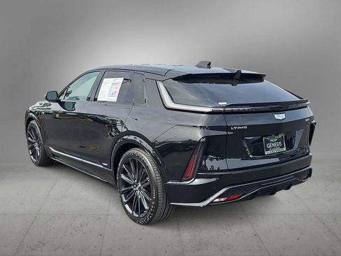 Used 2026 Cadillac Lyriq V w/ LPO, Floor Liner Package image 6