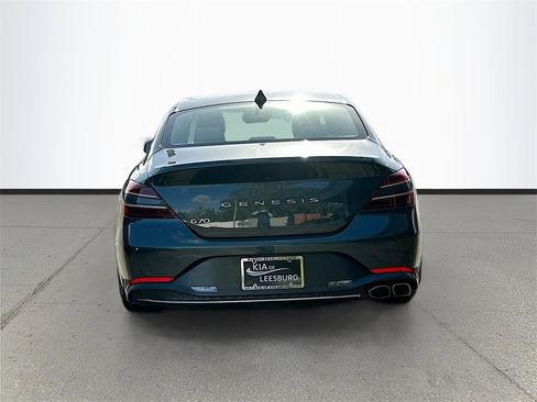 Used 2023 Genesis G70 2.0T image 6