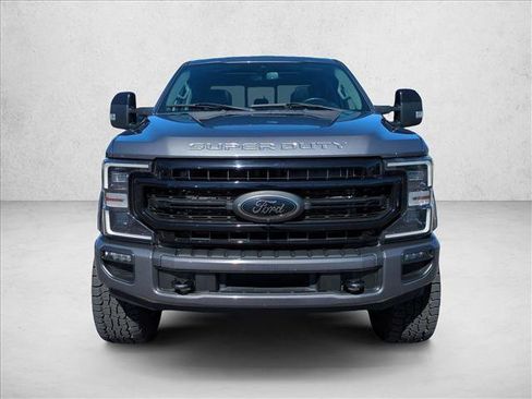 Used 2021 Ford F250 Lariat image 2