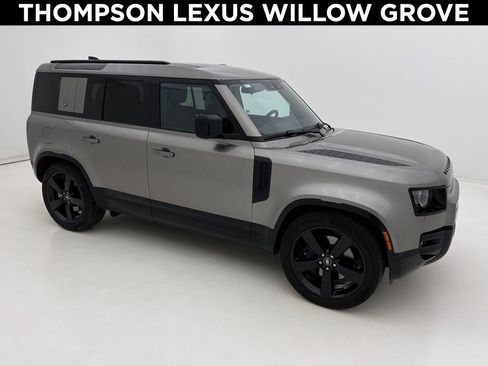 Used 2024 Land Rover Defender 110 X-Dynamic SE image 1