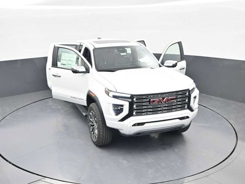 New 2026 GMC Canyon Denali AWD/4WD image 44