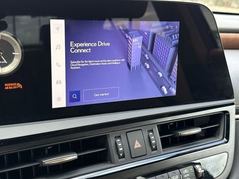 Used 2025 Lexus ES 350 350 w/ Premium Package image 22