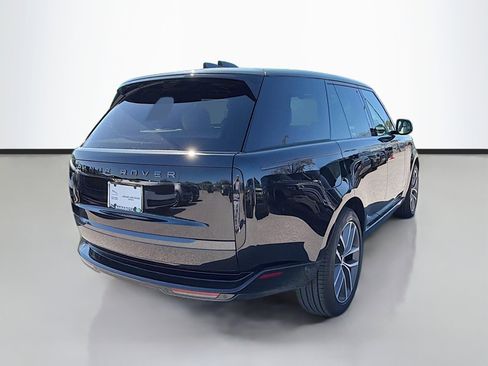New 2026 Land Rover Range Rover SE image 5