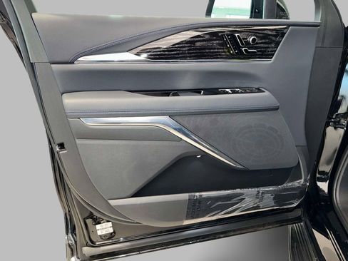 New 2025 Cadillac Escalade IQ Luxury 1 AWD/4WD image 14