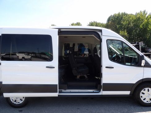 Used 2024 Ford Transit 350 XLT RWD image 25