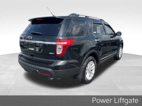 Used 2014 Ford Explorer XLT w/ Equipment Group 202A image 7