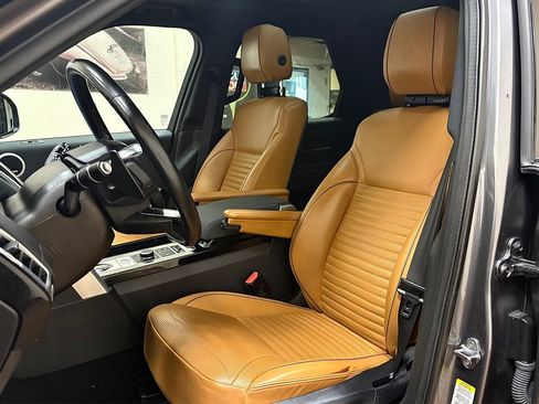 Used 2018 Land Rover Discovery HSE AWD/4WD image 30