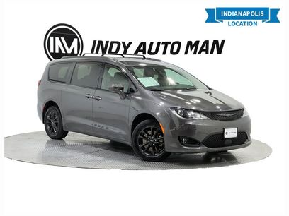Used 2020 Chrysler Pacifica Touring-L w/ Advanced Safetytec Group