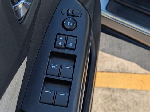 Used 2015 Honda CR-V EX image 11