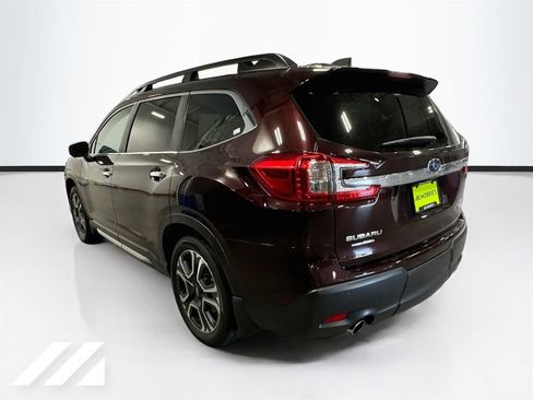 Used 2023 Subaru Ascent Touring AWD/4WD image 7