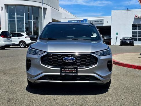 Used 2024 Ford Escape ST-Line FWD image 2