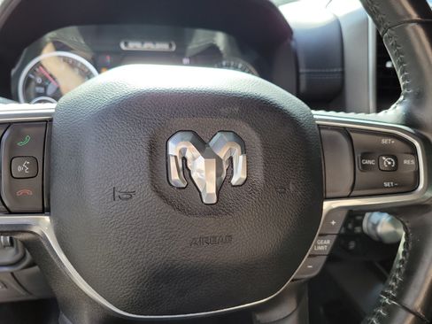 Used 2023 RAM 1500 Laramie AWD/4WD image 27