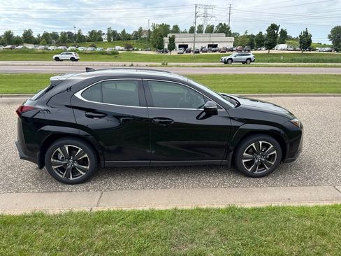 Used 2025 Lexus UX 300h AWD w/ Cold Area Package image 10
