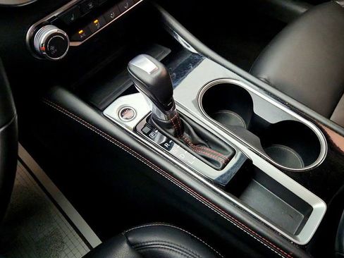 Used 2024 Nissan Altima 2.5 SR w/ SR Premium Package image 17