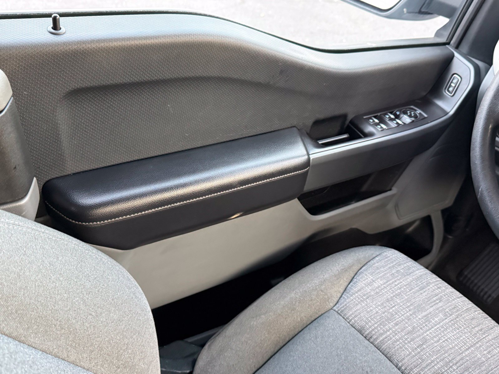 Used 2021 Ford F150 XLT AWD/4WD image 33