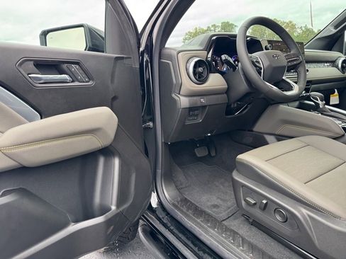 New 2026 Chevrolet Colorado ZR2 w/ Technology Package image 11