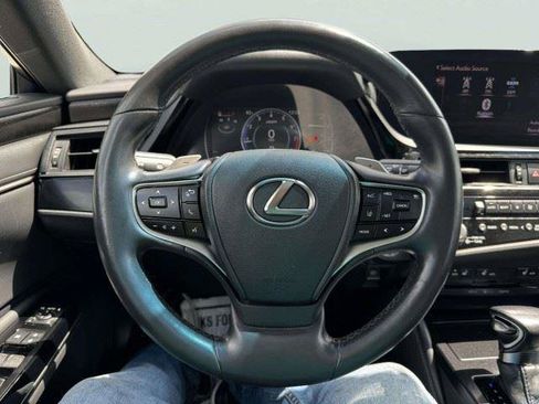 Used 2022 Lexus ES 250 w/ Premium Package AWD/4WD image 26