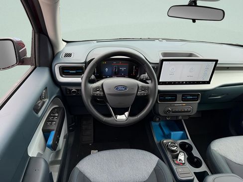 New 2025 Ford Maverick XLT w/ Equipment Group 301A AWD/4WD image 7