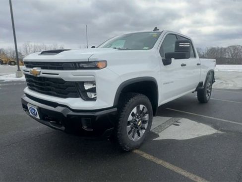 New 2026 Chevrolet Silverado 2500 Custom w/ Snow Plow Prep/Camper Package image 4