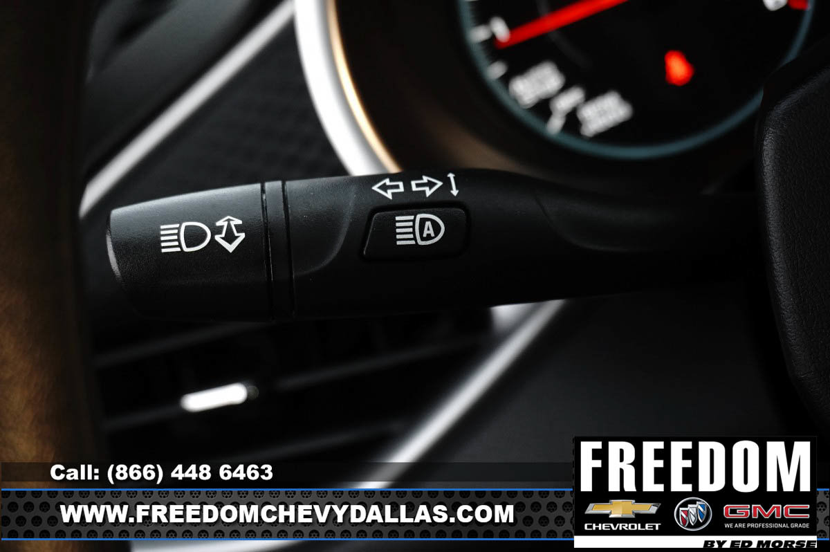 Used 2025 Chevrolet Malibu LT FWD image 22