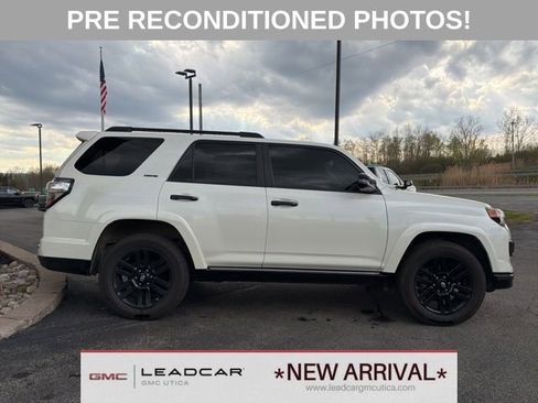 Used 2021 Toyota 4Runner Nightshade AWD/4WD image 6